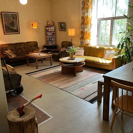 Old Hospital & Sauna At The Apartmán *