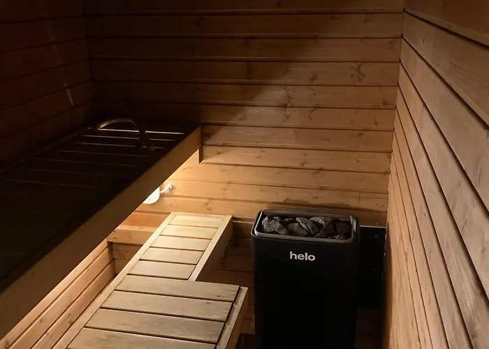 Old Hospital & Sauna At The アパート *